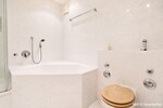 Wunderschöne 2 Zi Wohnung mit Kamin und TG PLatz - hier können Sie entspannen - Etagenwohnung Oberursel | Angebot:27270790
